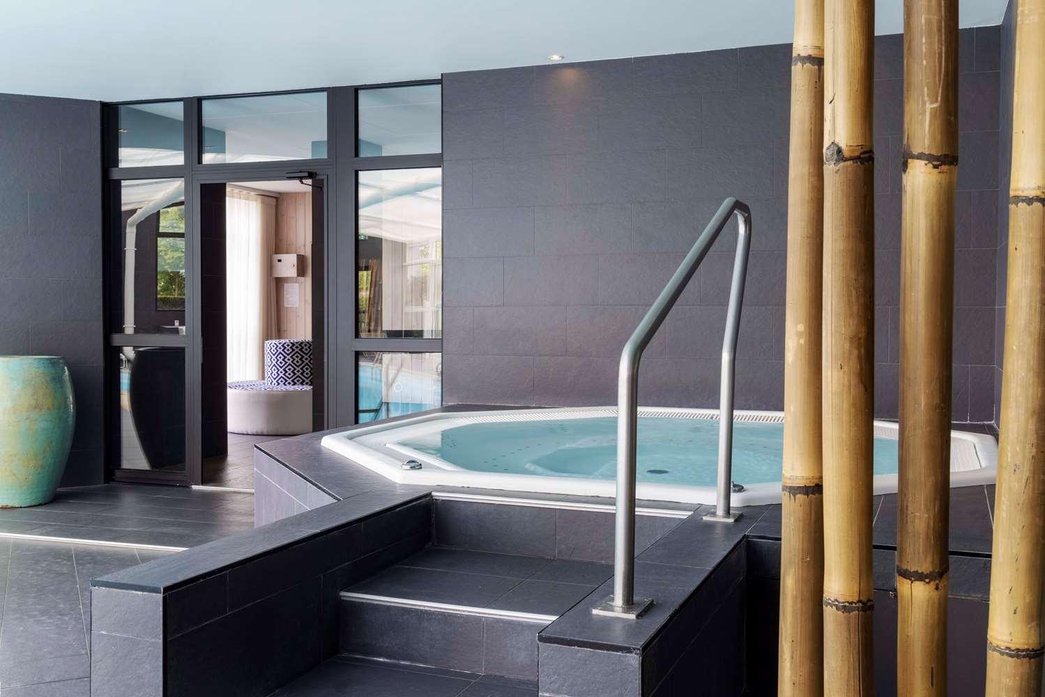 Best Western Plus Le Roi Arthur Hotel & Spa Ploërmel Kültér fotó