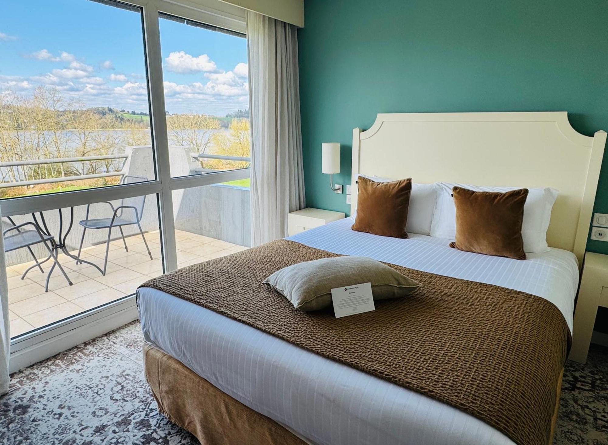 Best Western Plus Le Roi Arthur Hotel & Spa Ploërmel Kültér fotó