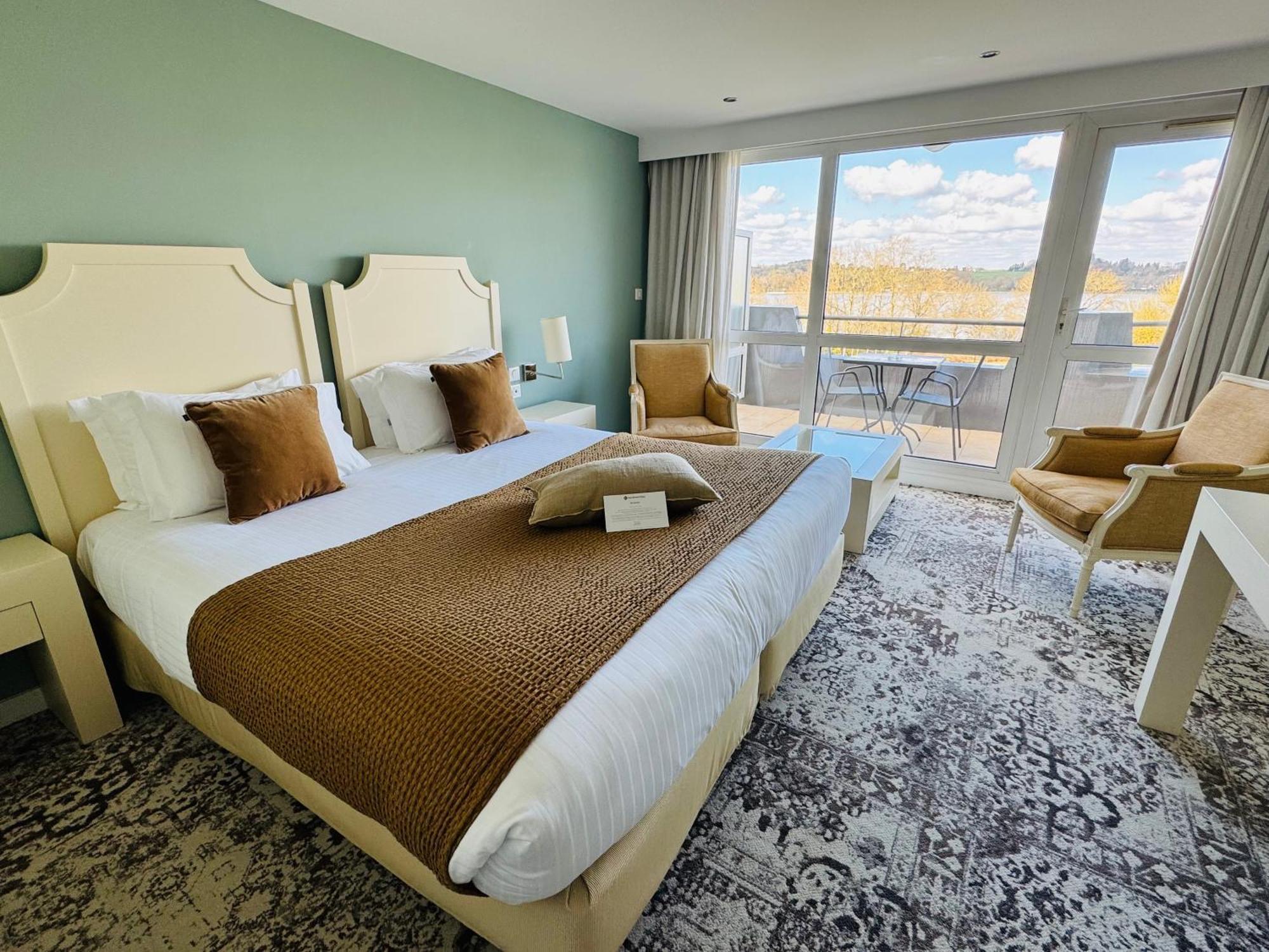 Best Western Plus Le Roi Arthur Hotel & Spa Ploërmel Kültér fotó